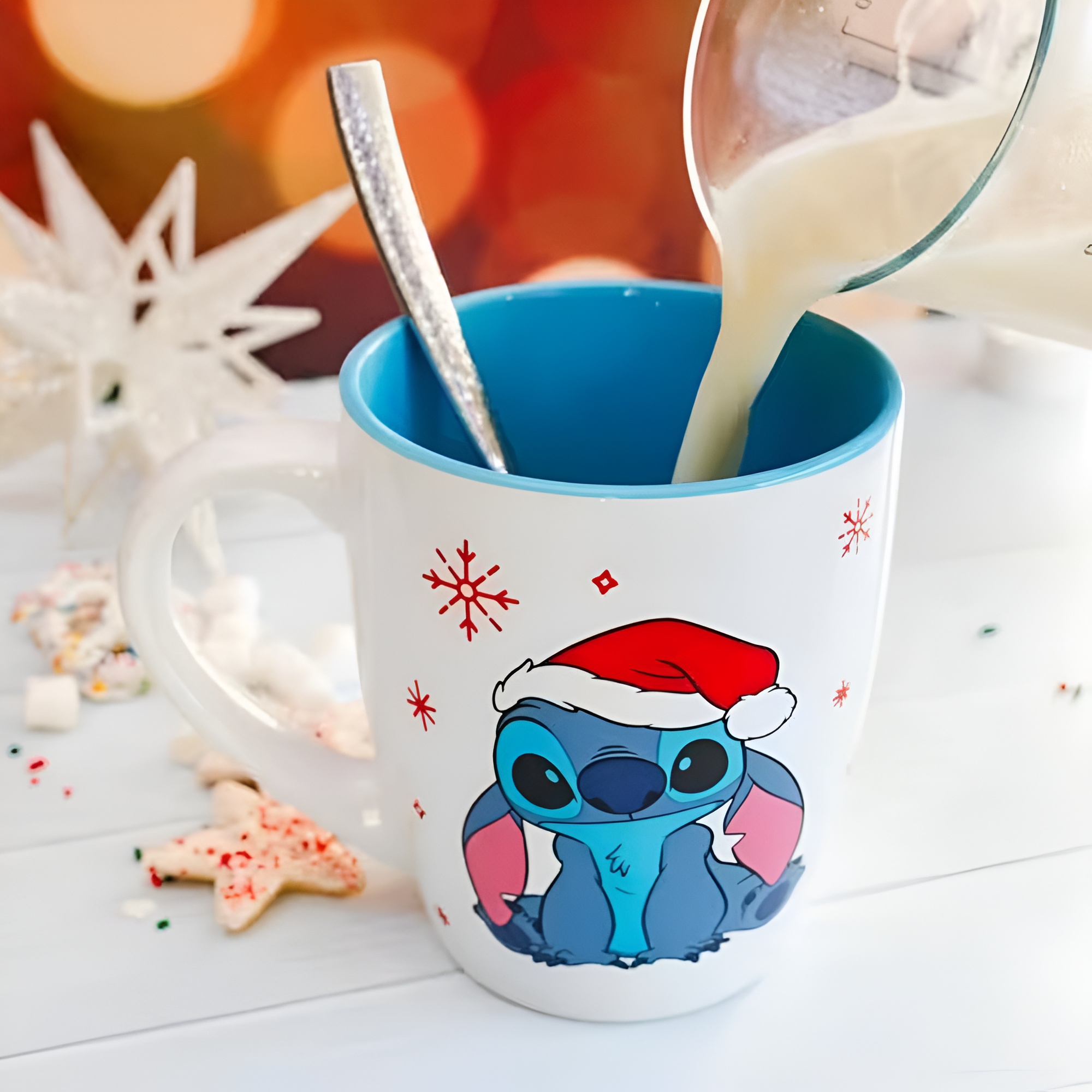 Stitch Santa Hat Themed 25oz Curved Latte Coffee Mug