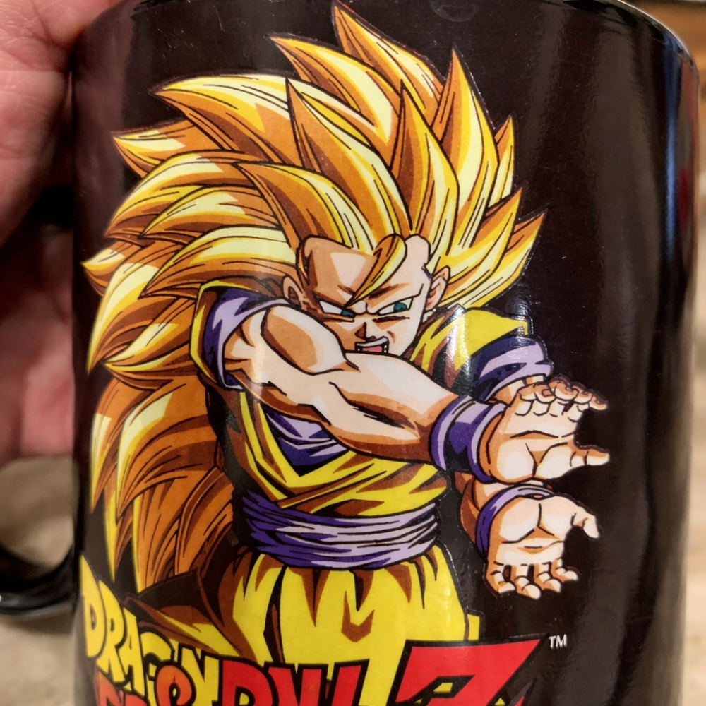 Dragonball Z Heat Reveal Ceramic Mug 3.75" Tall Surreal Entertainment 2016 EUC