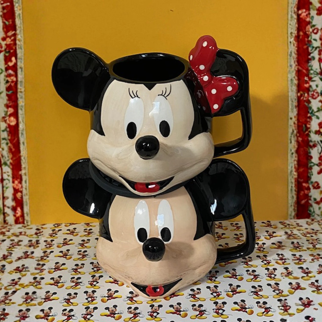 Set Of 2 Mickey And Minnie Mouse Character Themed Ceramic Figural Mug