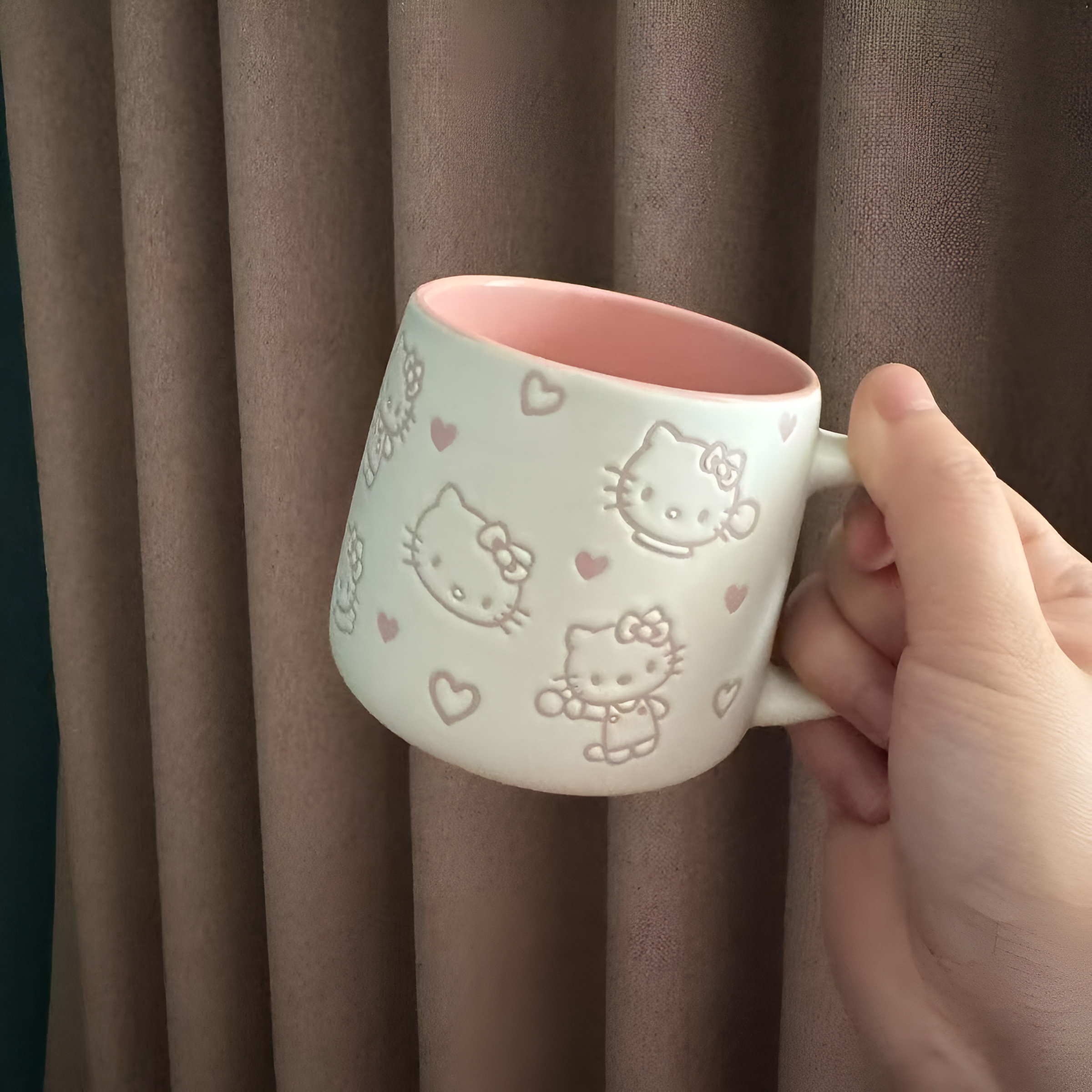 Sanrio Official Hello Kitty Mug with Iconic Face Lip-Fit Lid 