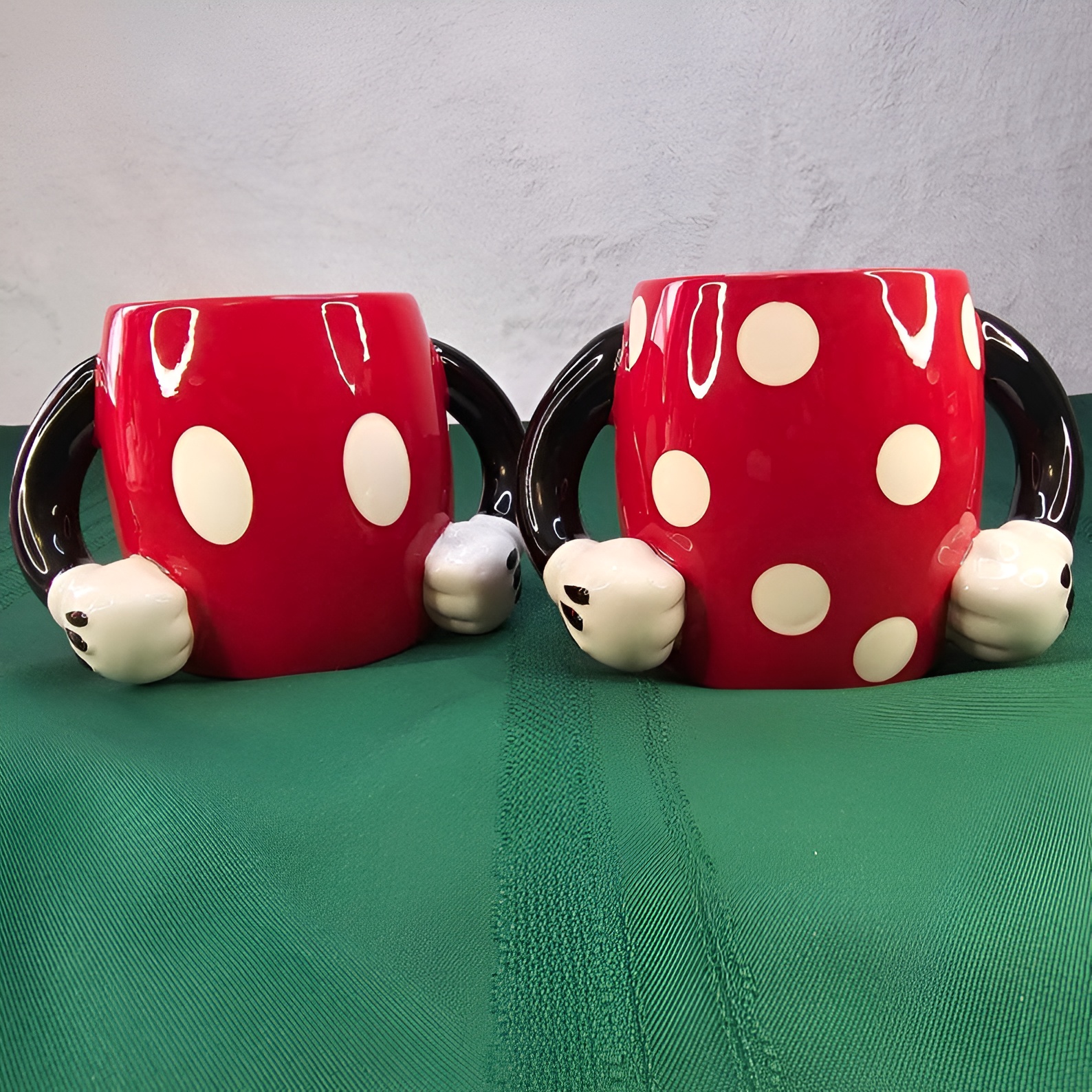 Set of 2 Mickey And Minnie Mouse Polka Dot Ceramic Mugs