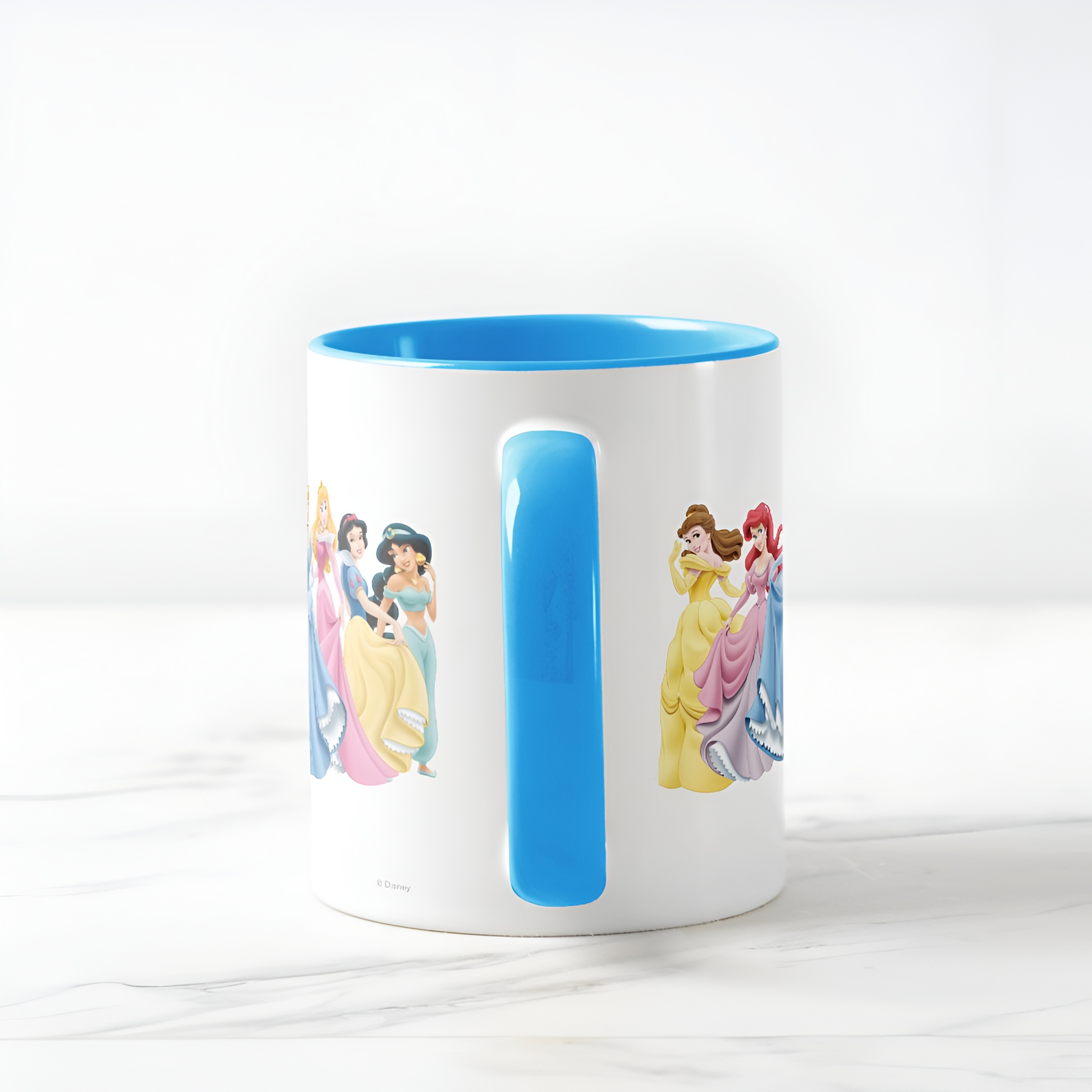Two-Tone Princess Mug Holding Dresses Out Coffee Cup for Girls