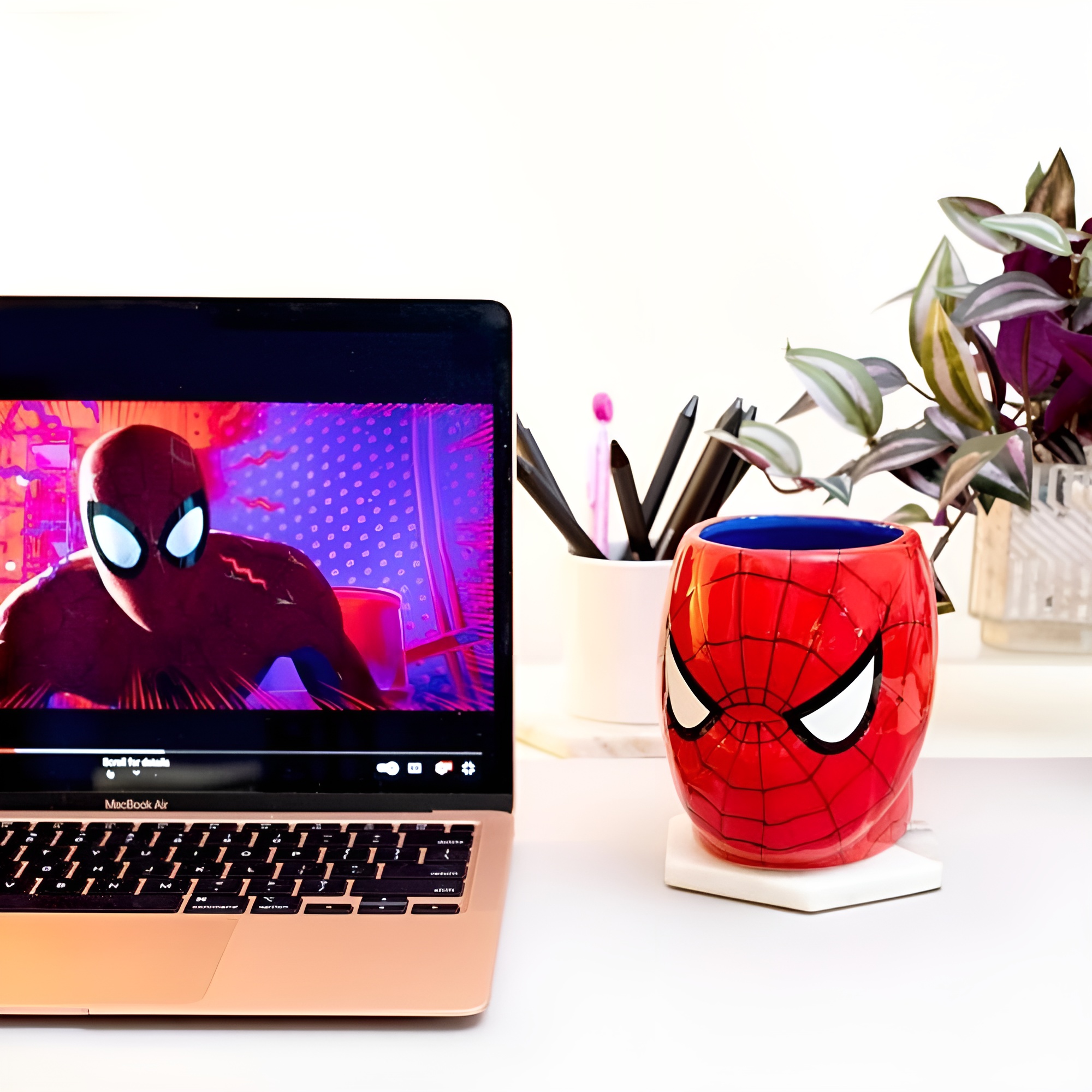 Comics Spider-Man Mask 3D Sculpted Ceramic Mug