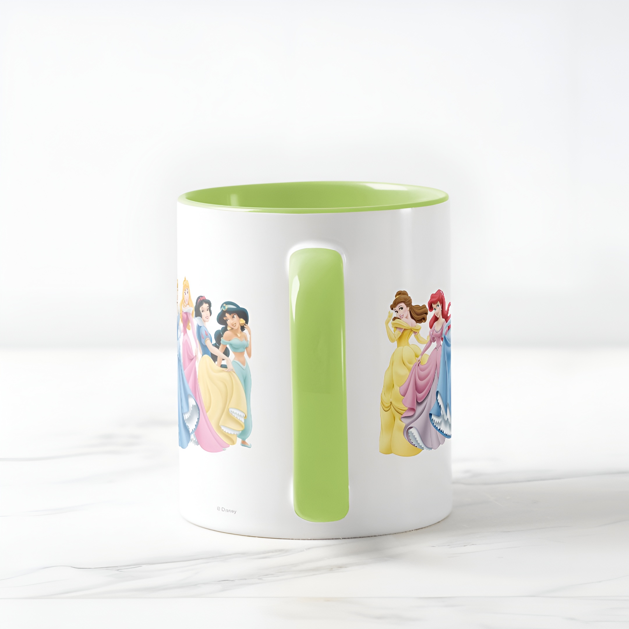 Two-Tone Princess Mug Holding Dresses Out Coffee Cup for Girls