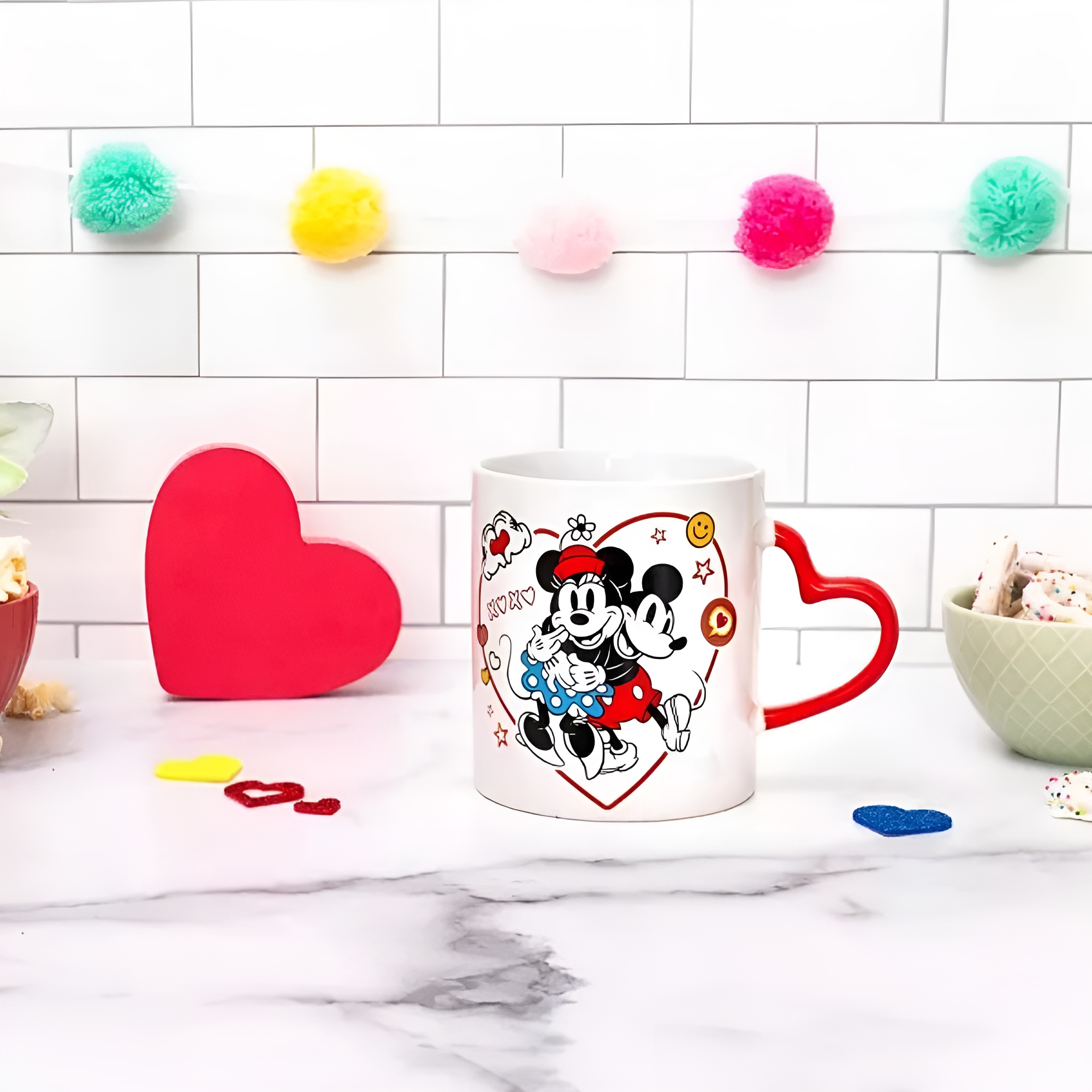 Mickey and Minnie Mouse Icons Ceramic Mug With Sculpted Handle