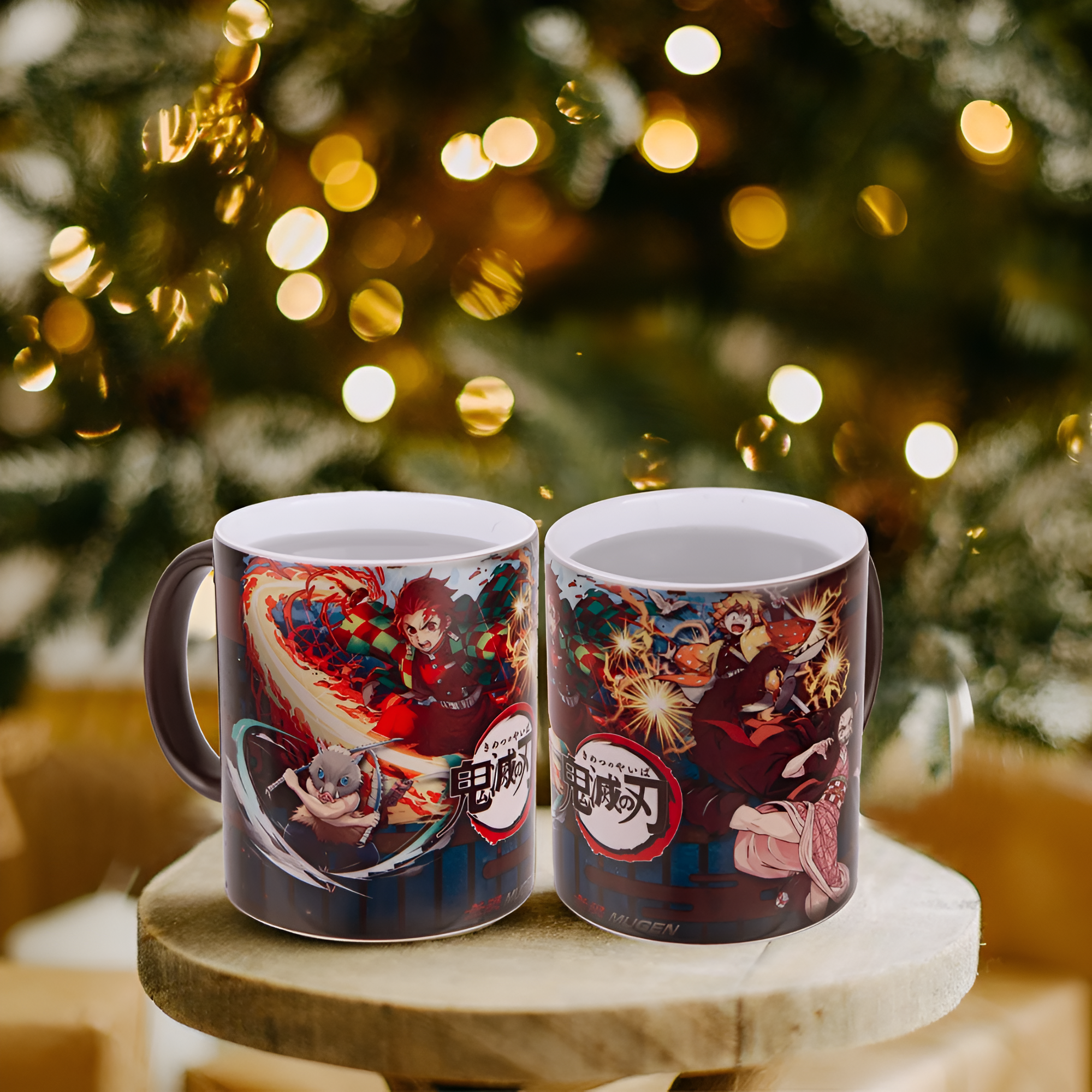 ​Demon Slayer Color Changing Mug 3.8" with Tanjiro & Nezuko - Heat Activated Anime Character Magic Gift​​
