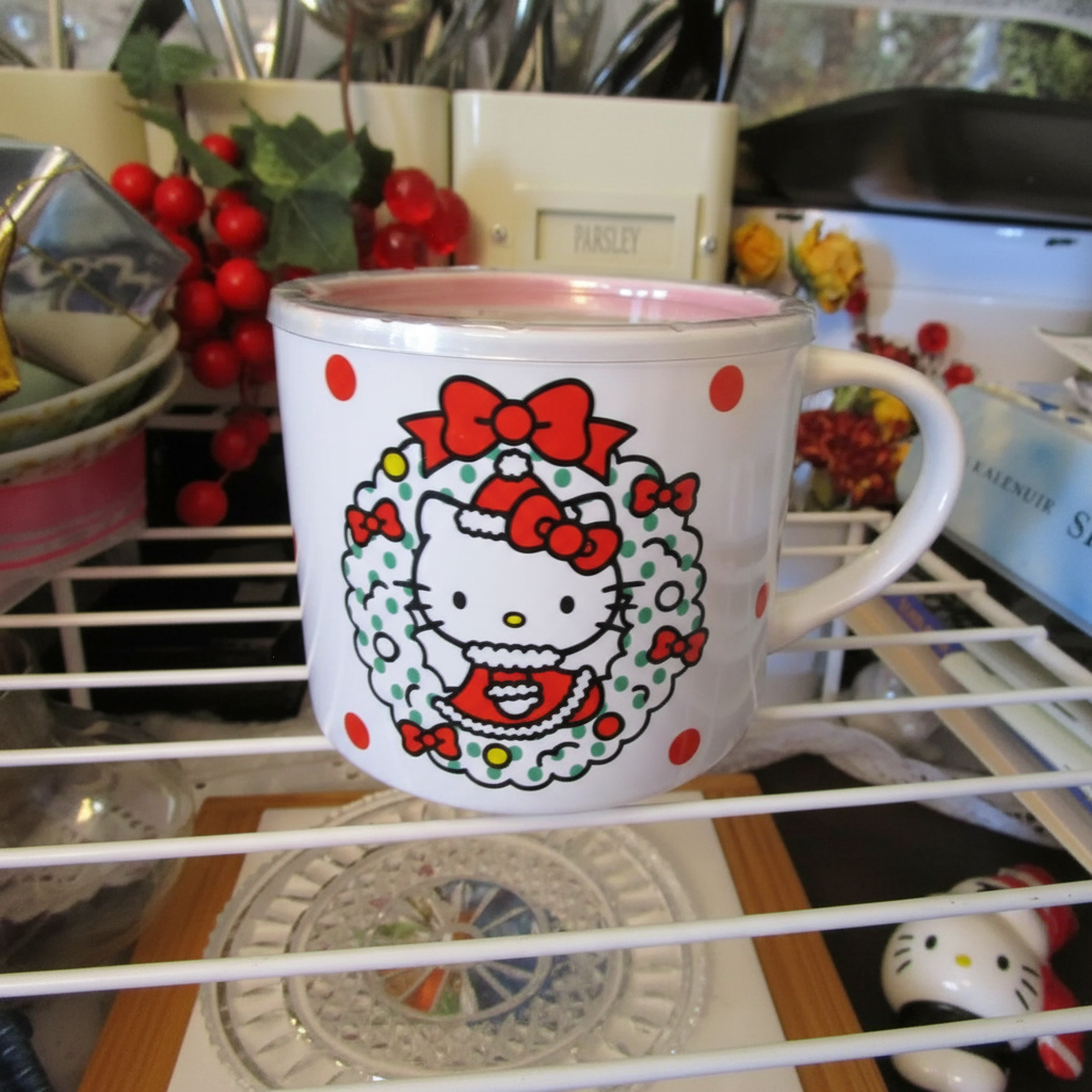 Darling Never Used Christmas Set of 4 Hello Kitty Mugs