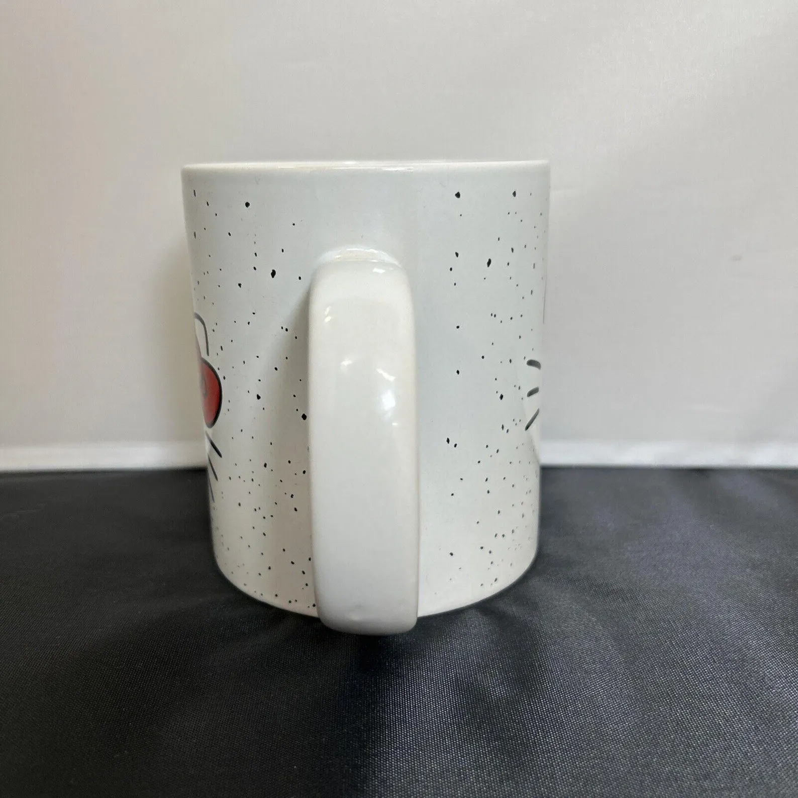 Hello Kitty Sanrio 20oz Ceramic White Speckled X-Large Mug