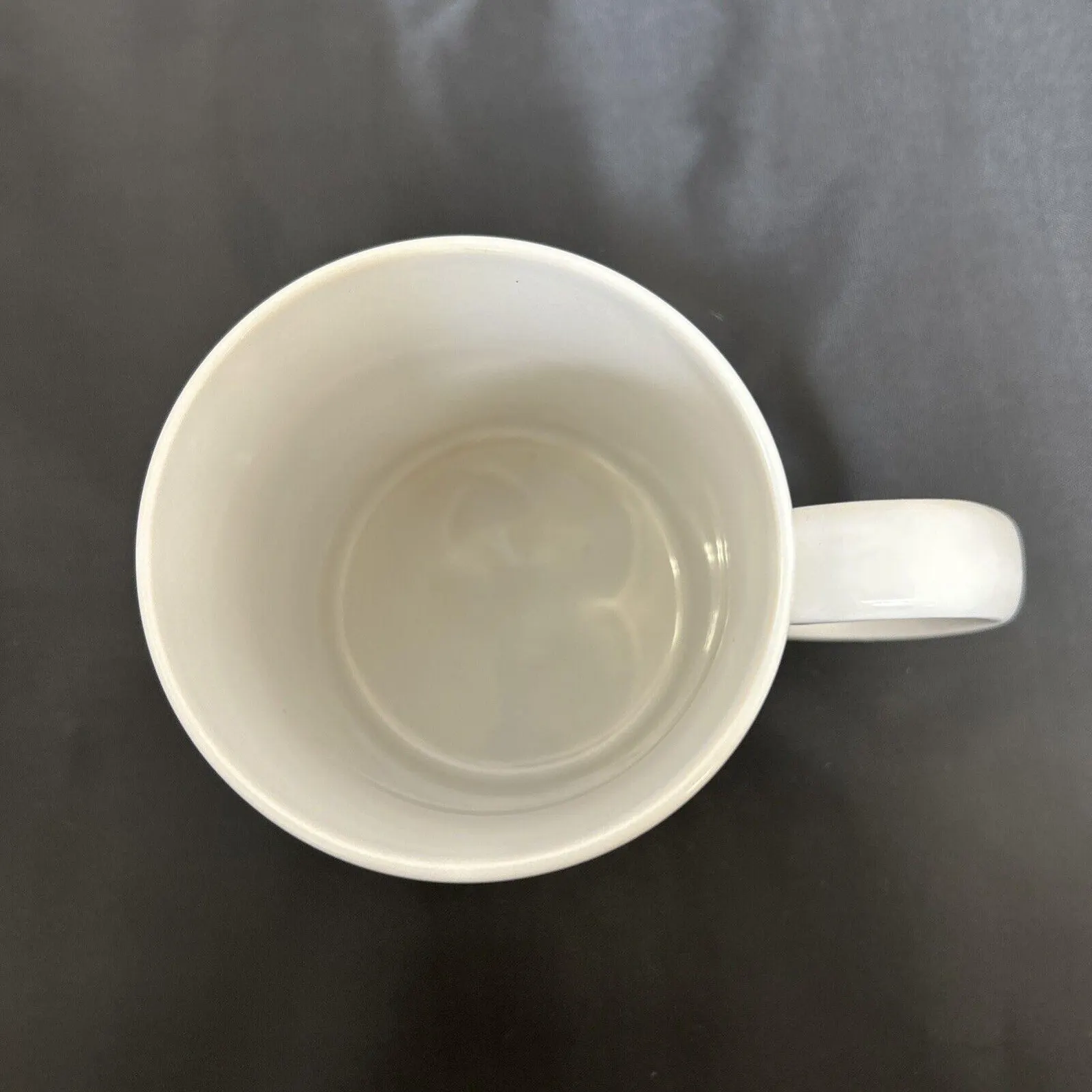 Hello Kitty Sanrio 20oz Ceramic White Speckled X-Large Mug