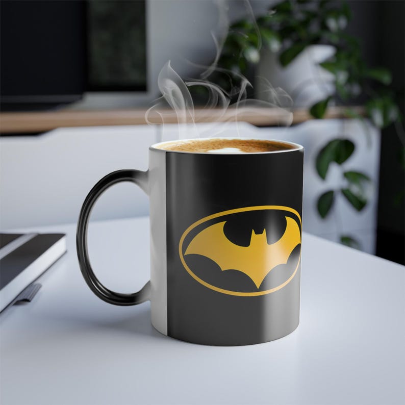Batman Style Heat Changing Mug