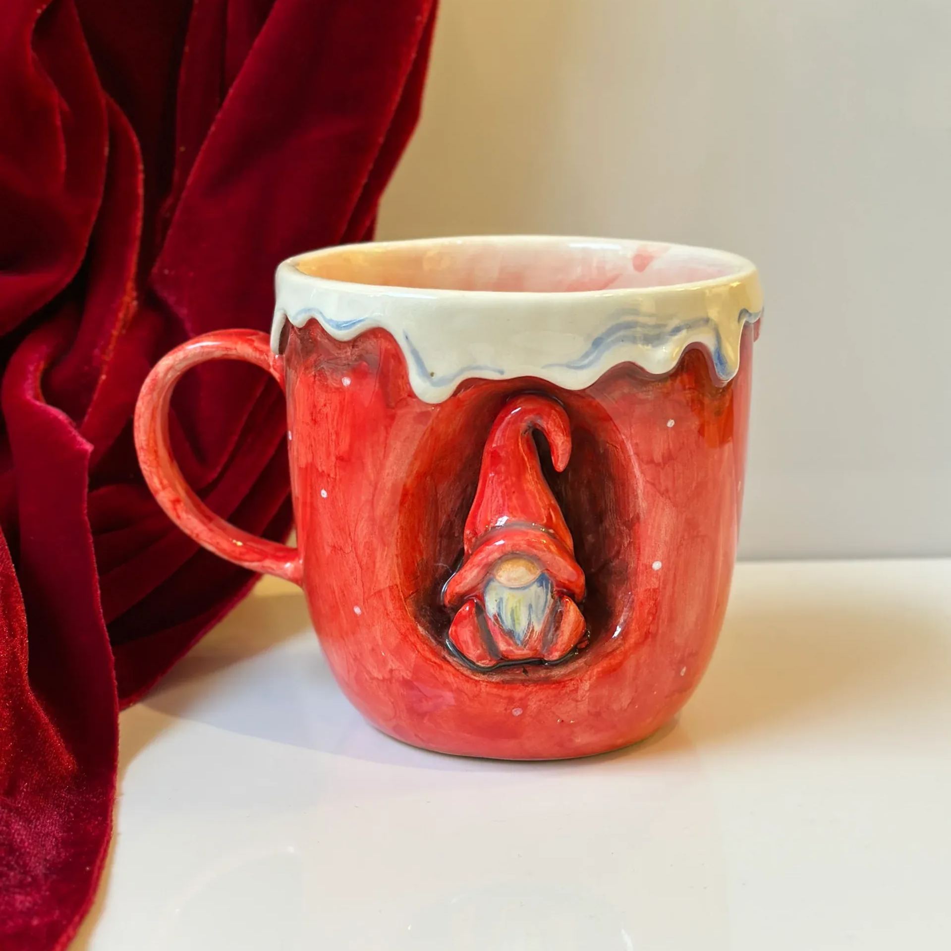 Gnome Sculpted Snowy Rim Mug