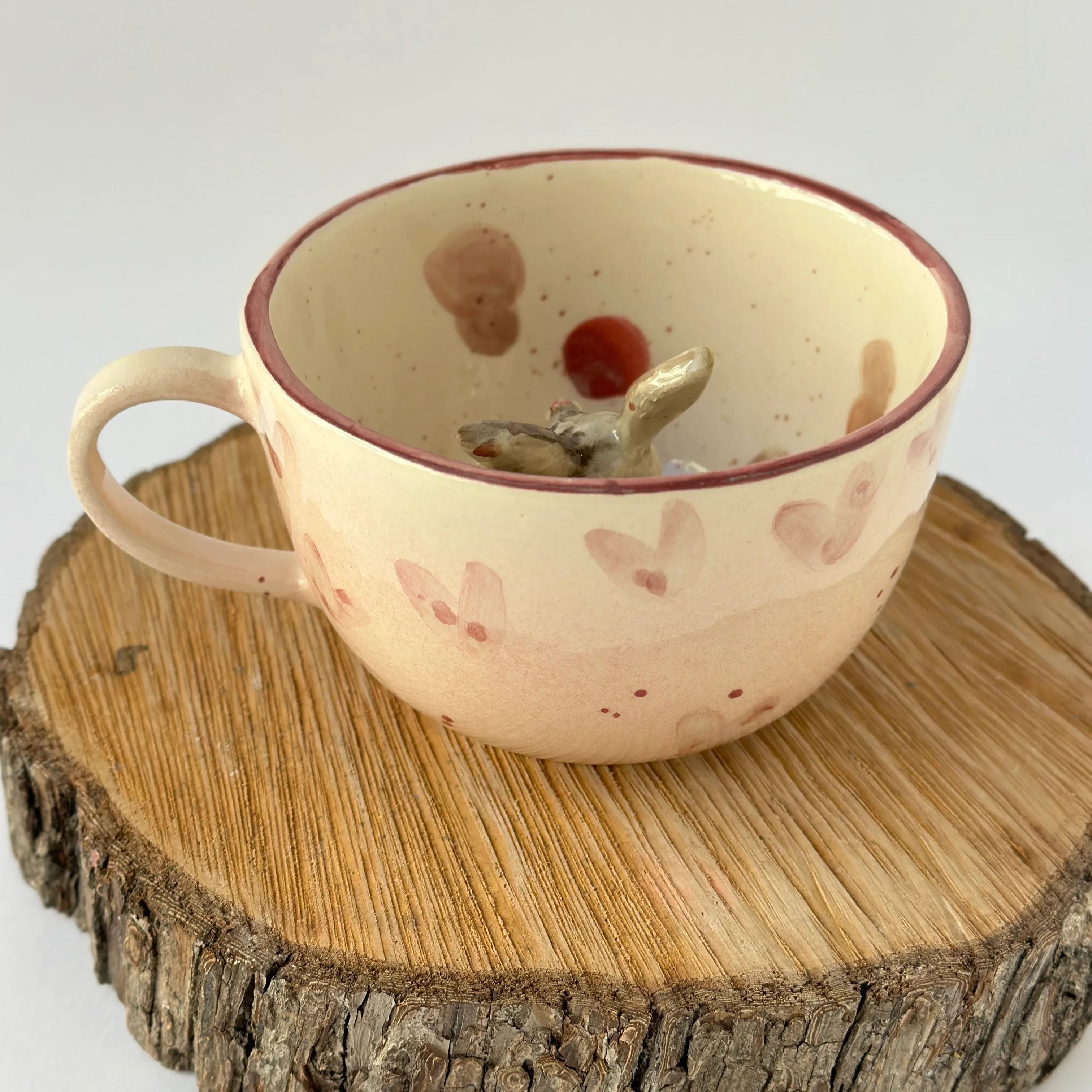 Bunny Figurine Sculpted Speckled Cup