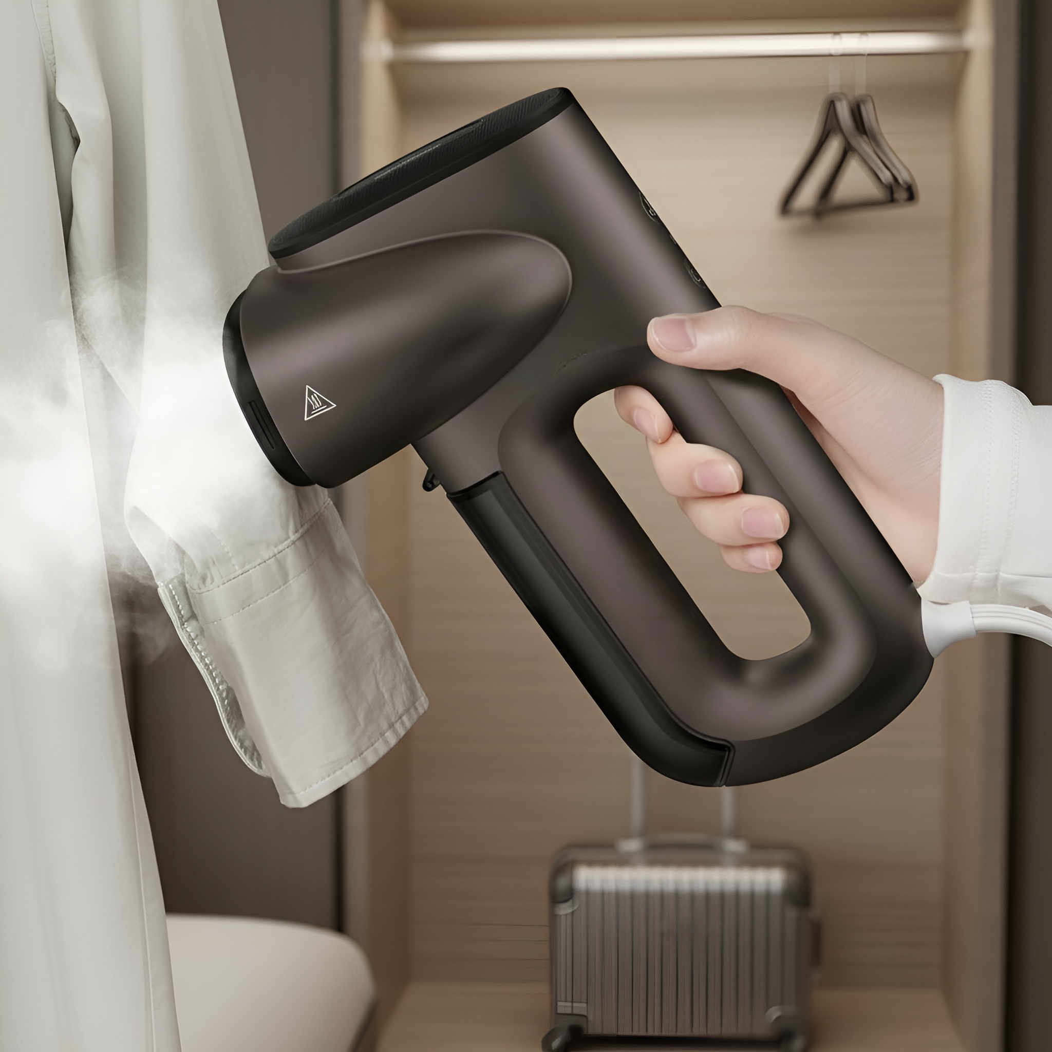 Portable Travel Vacuum Garment Steamer