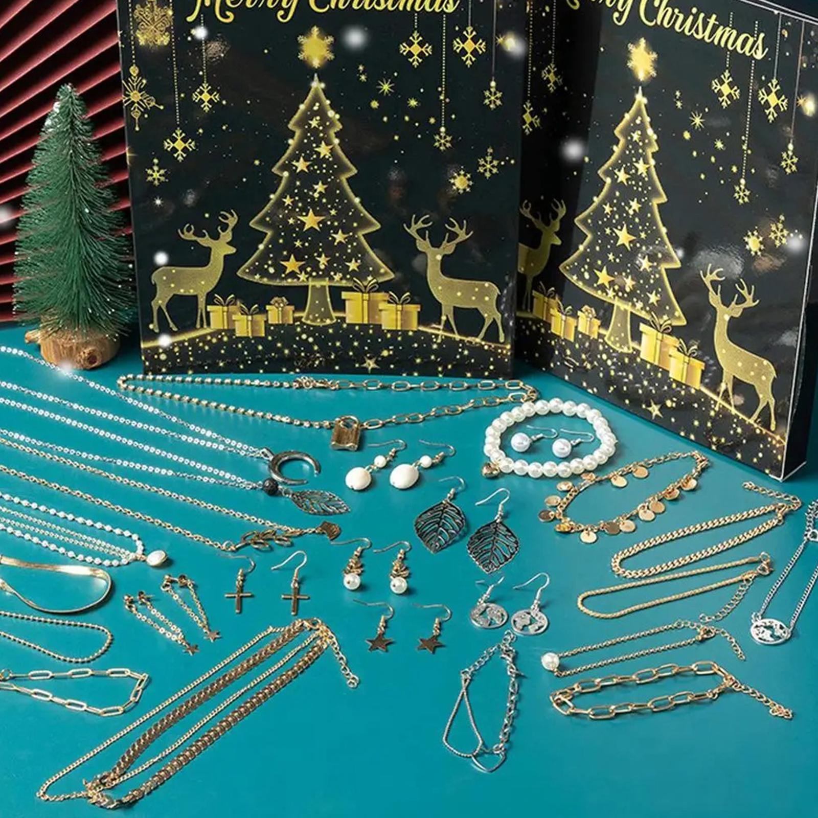 Holiday Jewelry Countdown Gift Advent Calendar Set