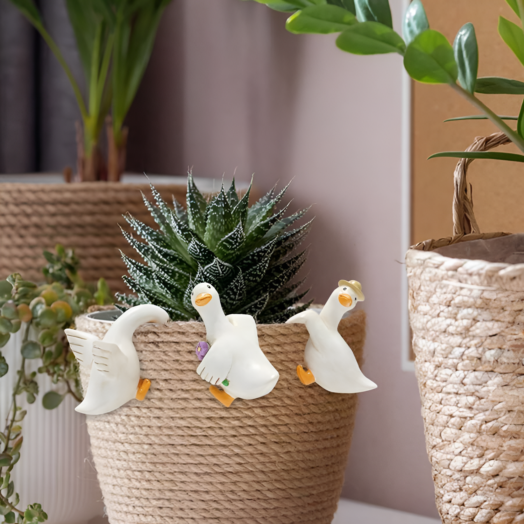 Cute Climbing Duck Flower Pot Pendant 3 Pieces Set