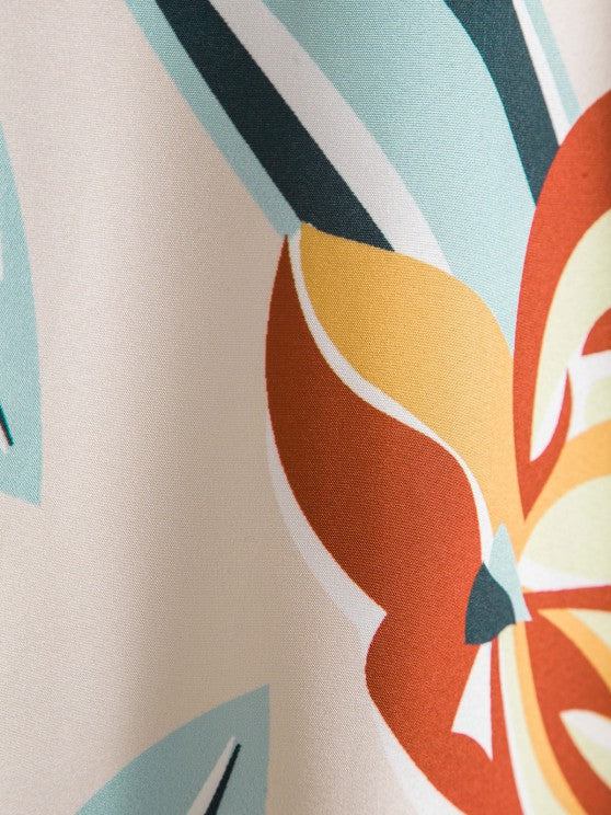 Leaves Print Shirt With Tapered Pants - Grafton Collection