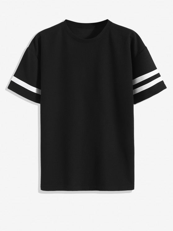 Striped Pattern T Shirt And Shorts Set - Grafton Collection