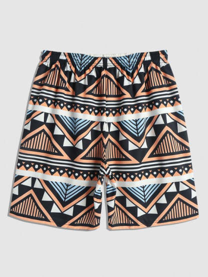 Geometric Pattern T Shirt And Shorts - Grafton Collection