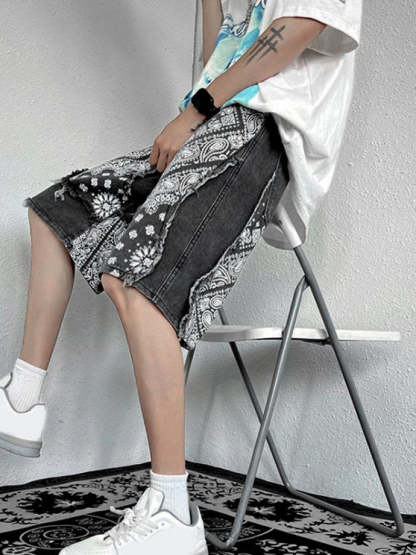 Graphic Printed Short Sleeves T Shirt And Shorts - Grafton Collection