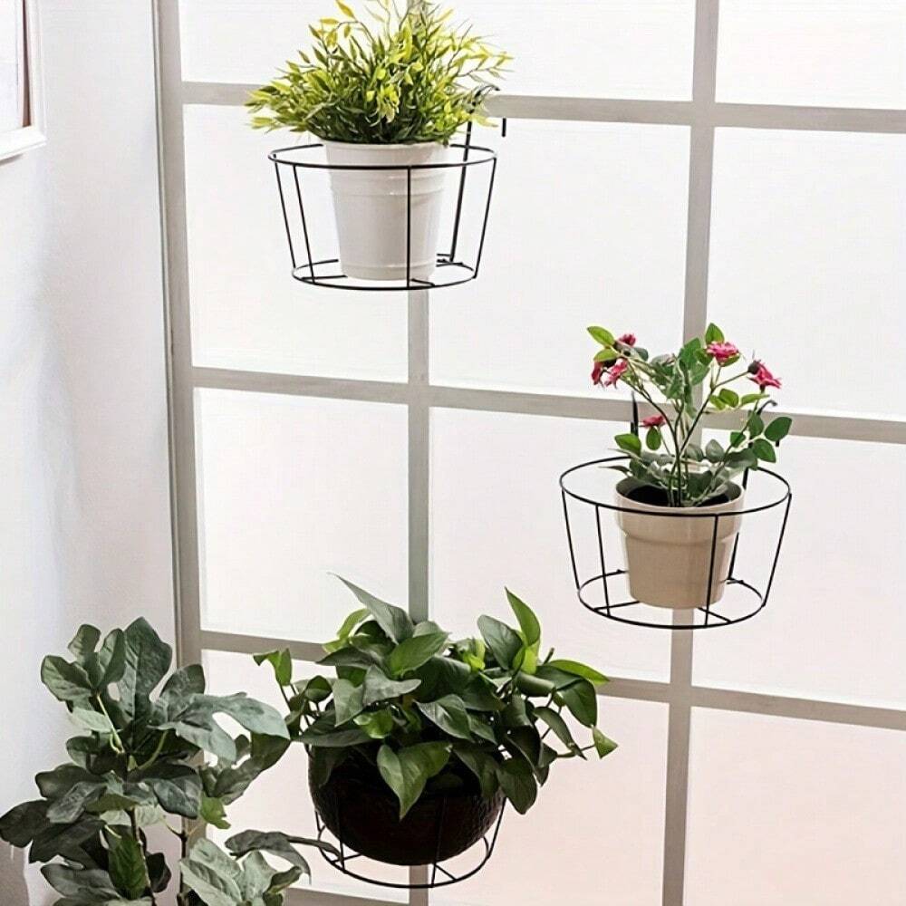 Stylish Round Metal Hanging Planters