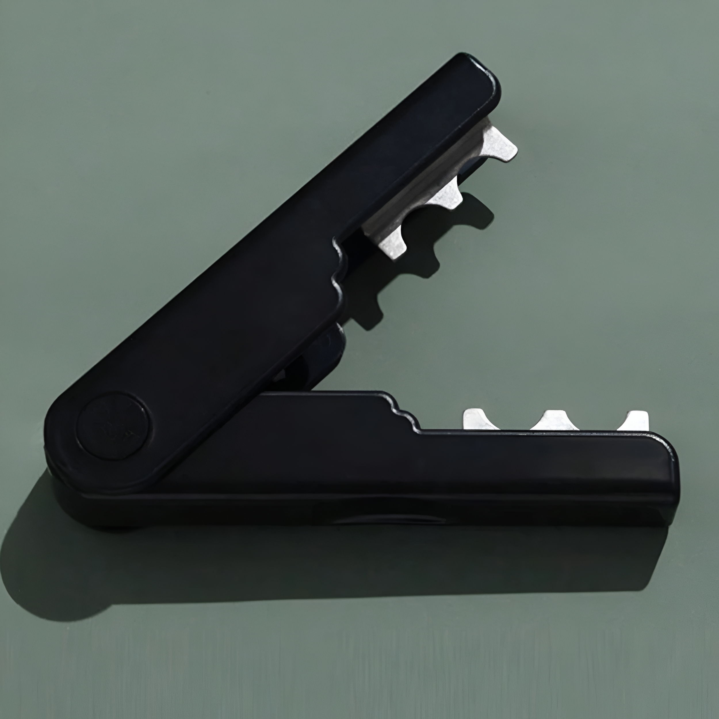 Rose Thorn And Leaf Stripper Gardening Tool For Flower Arrangement