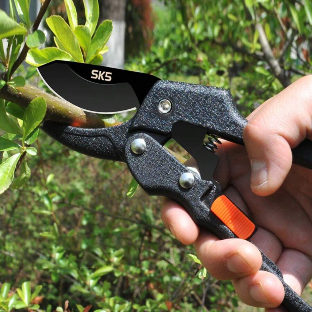 Minimalist Stainless Steel Gardening Pruning Shears For Plant Branches
