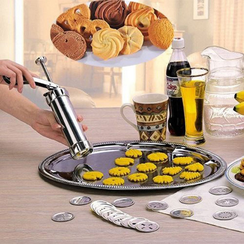 Baking Mold Gun - 20 Pieces - Grafton Collection