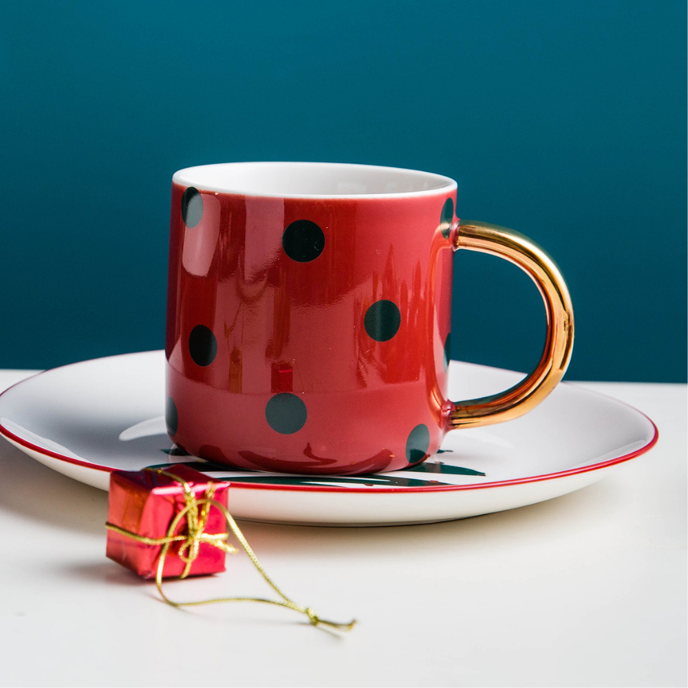Christmas-Themed Dinnerware - Grafton Collection