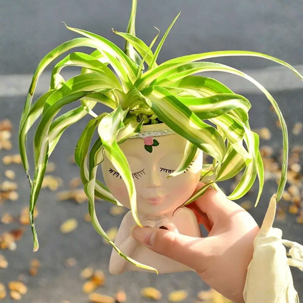 Creative Resin Human Vase For Indoor Or Outdoor Decor