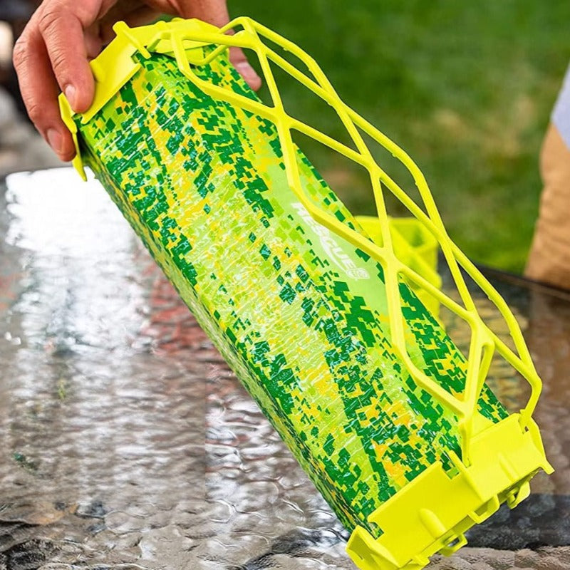 Trap Stick For Wasps, Mud Daubers, Carpenter Bees - 2 Pack - Grafton Collection