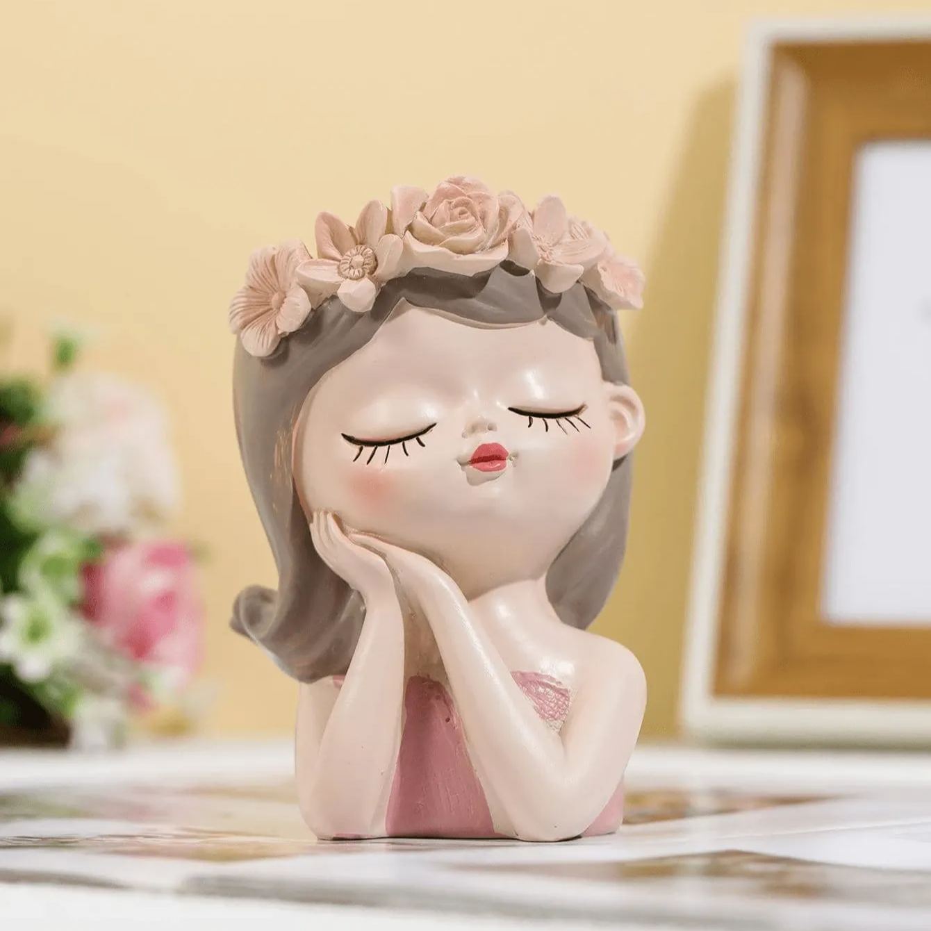 Creative Girl Shaped Flower Vase For Home Decor And Room Centerpiece