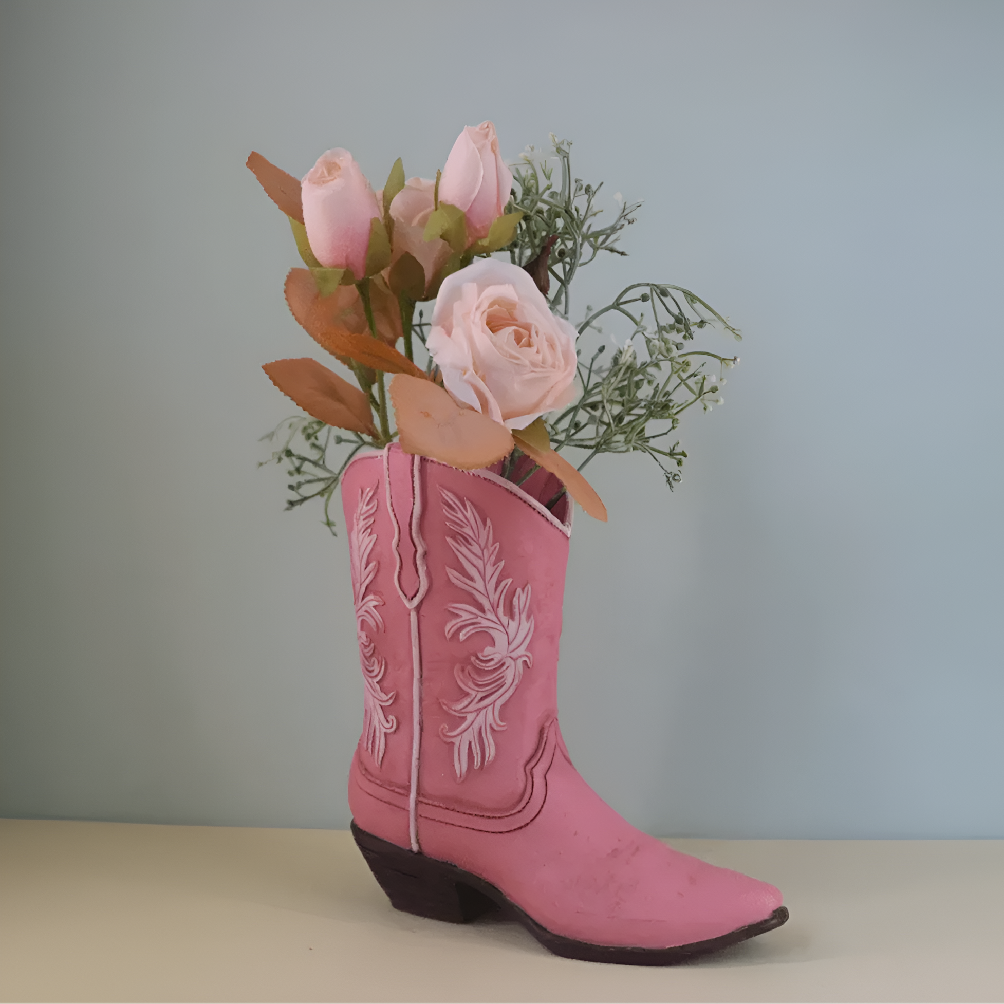 Manual Resin Architectural Shrub Western Footwear Vase