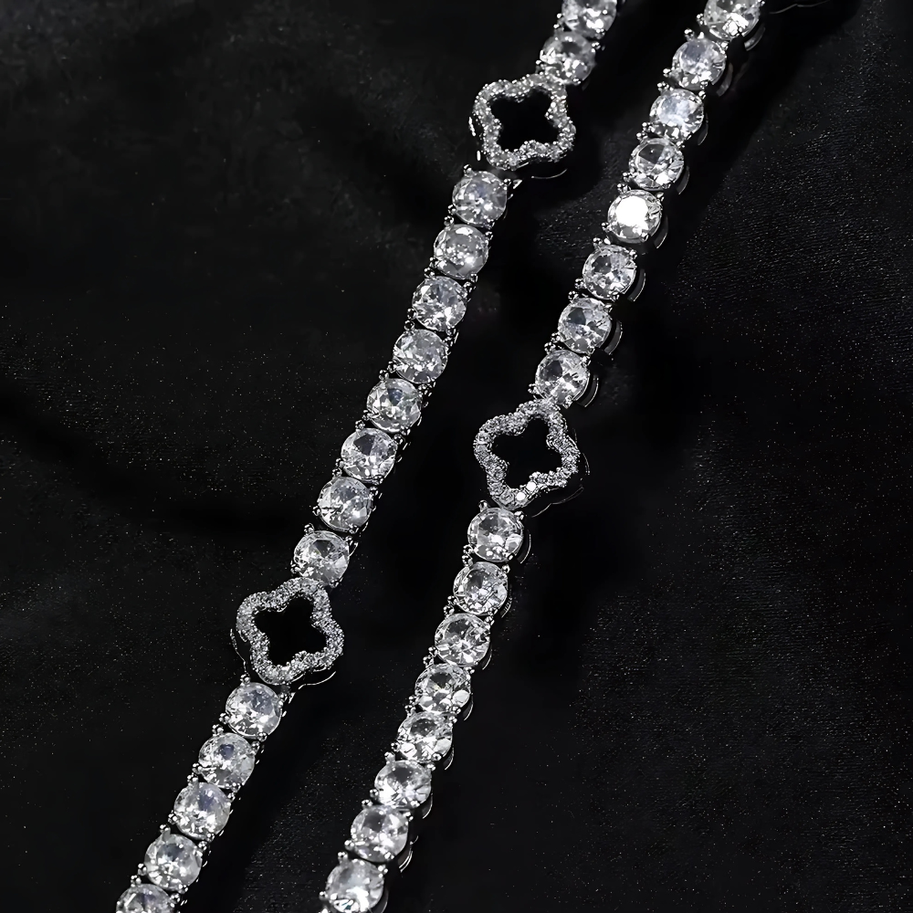 Geometric Inspired Bracelet With Stone Design-Customized Jewel