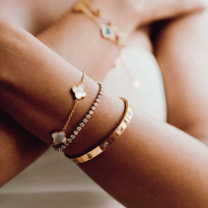 Charming Clover Linked Bracelet-Customized Jewel