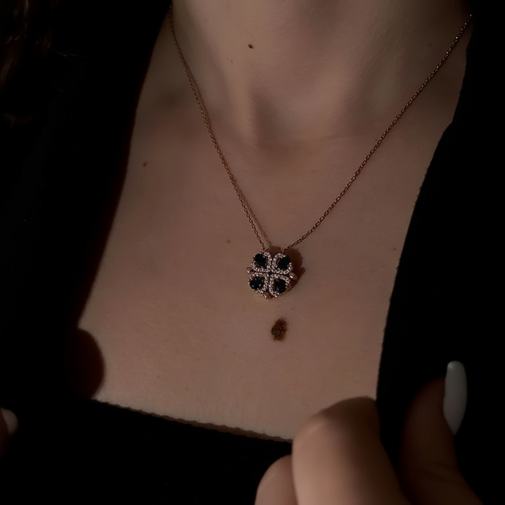 Openable Clover Necklace