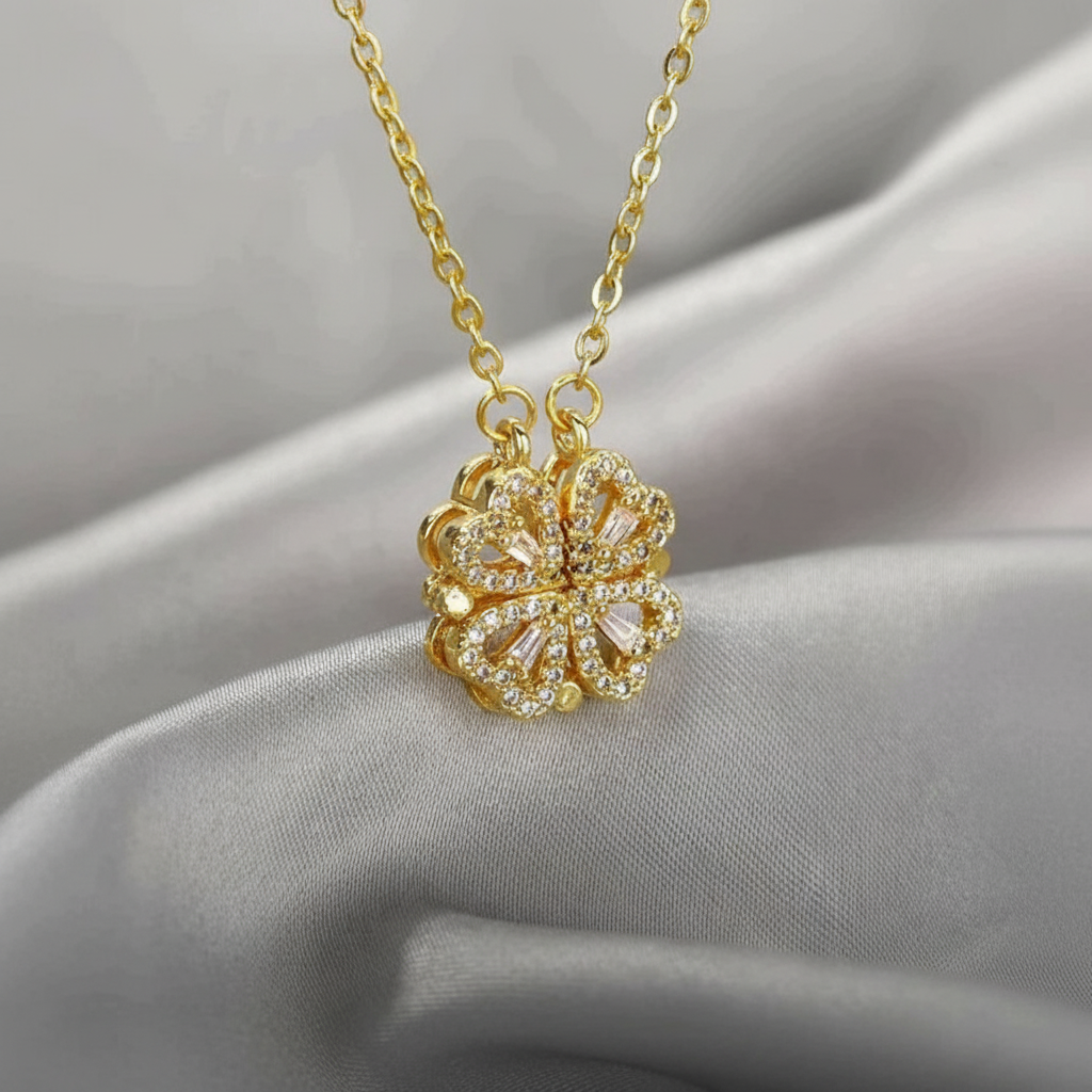 Openable Clover Necklace