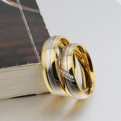 Stainless Steel Fashionable Couple Ring with Gold Color, Perfect Jewelry Gift for Both Men & Women-Customized Jewel