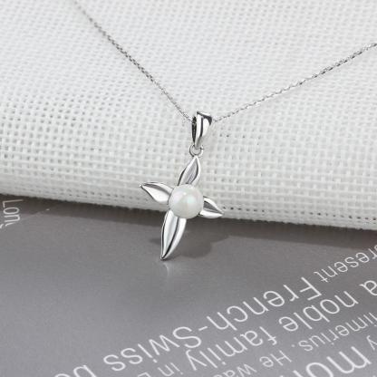 Cross Patterned Silver Pearl Pendant Necklace-Customized Jewel