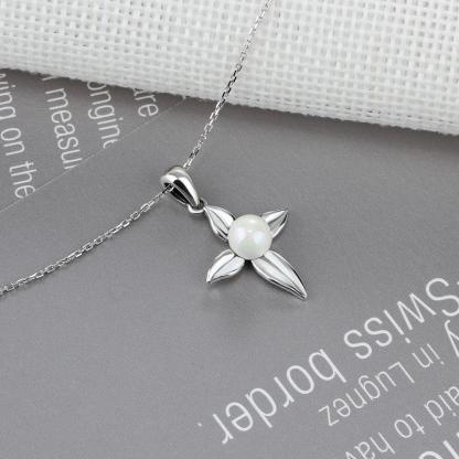Cross Patterned Silver Pearl Pendant Necklace-Customized Jewel