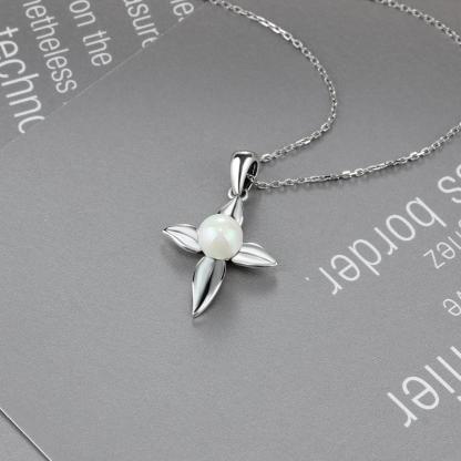 Cross Patterned Silver Pearl Pendant Necklace-Customized Jewel
