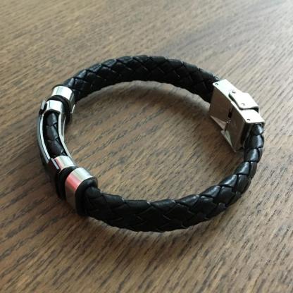 Trendy Genuine Leather Stainless Steel Bracelets for Men, Scorpio Design Plate Wristband, Jewelry Gift-Customized Jewel