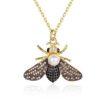 Fashionable Cubic Zirconia Pearl Jewelry Necklace with Bee Insect Pendant for Women-Customized Jewel
