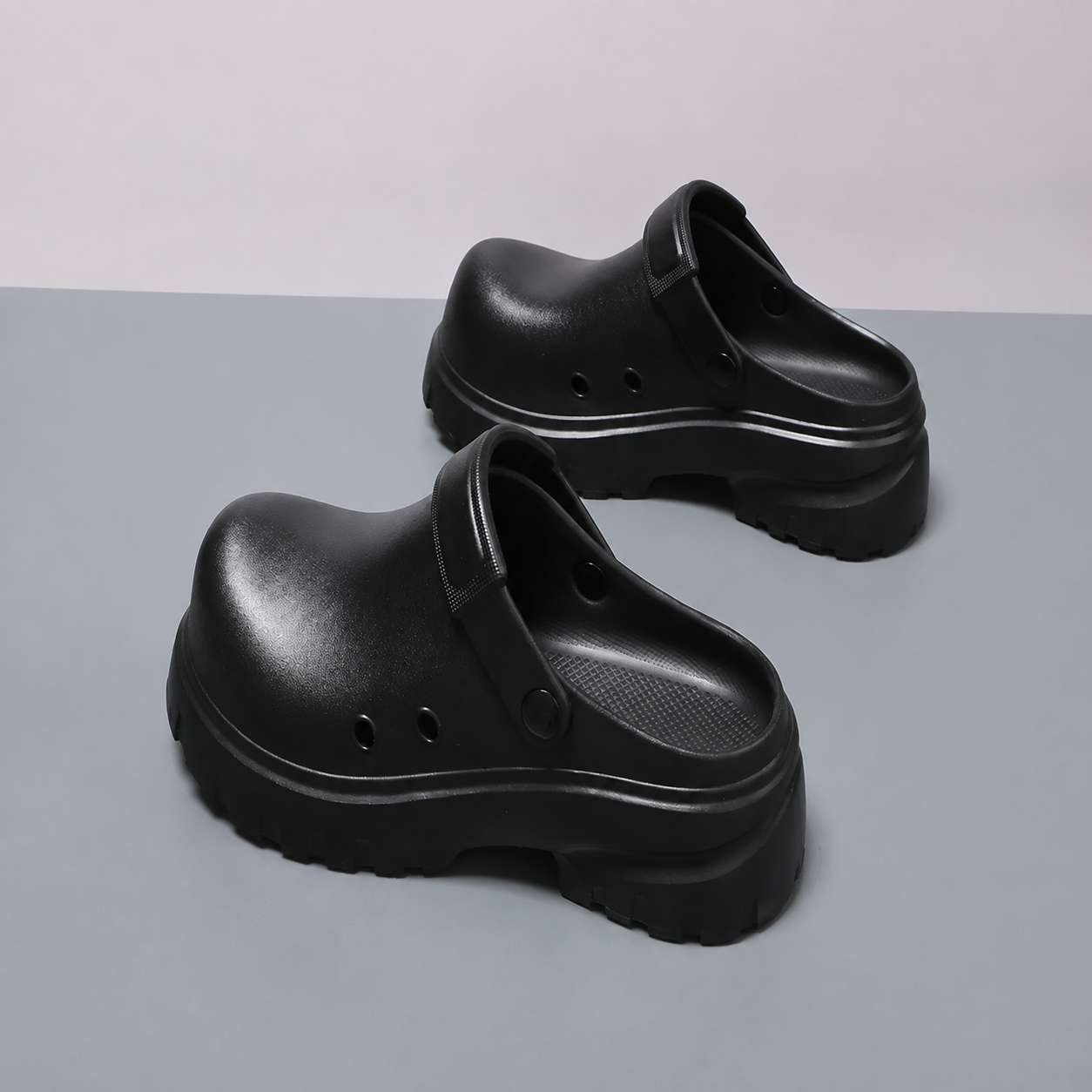 Thick Sole Non Slip Waterproof Platform Clogs Slides For Men