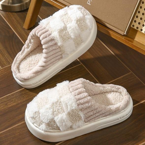 Non Slip Warm Fuzzy Fleece Plaid Design Slippers