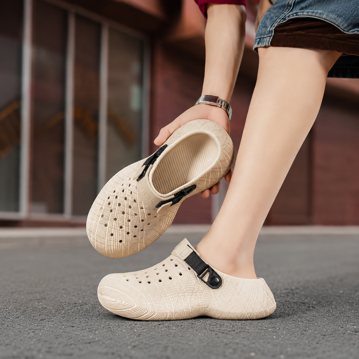 Sporty Casual Slip On Clogs Sandals For Men With Adjustable Strap