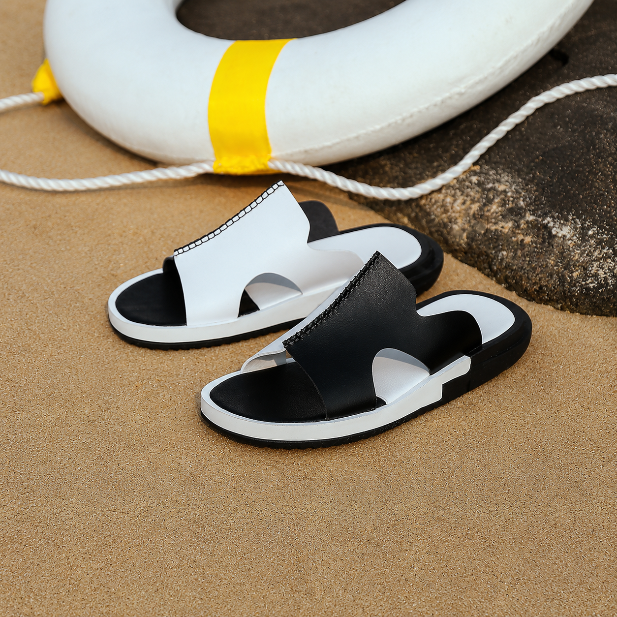 Colorblock Patched Design Wide Band Summer Slide Slippers For Men