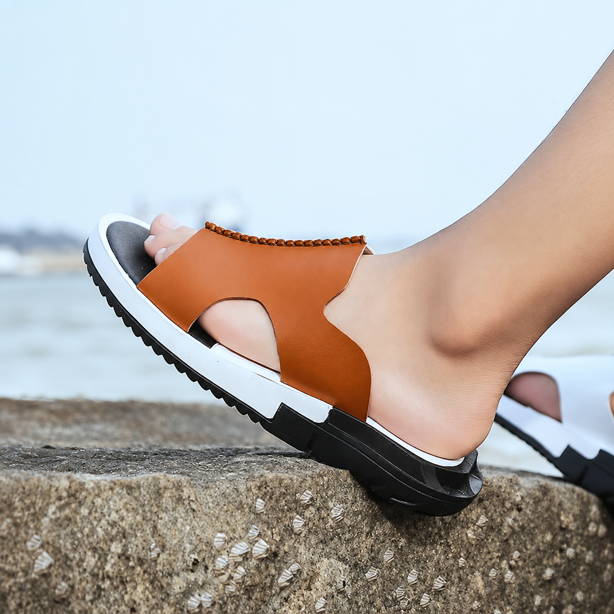 Colorblock Patched Design Wide Band Summer Slide Slippers For Men