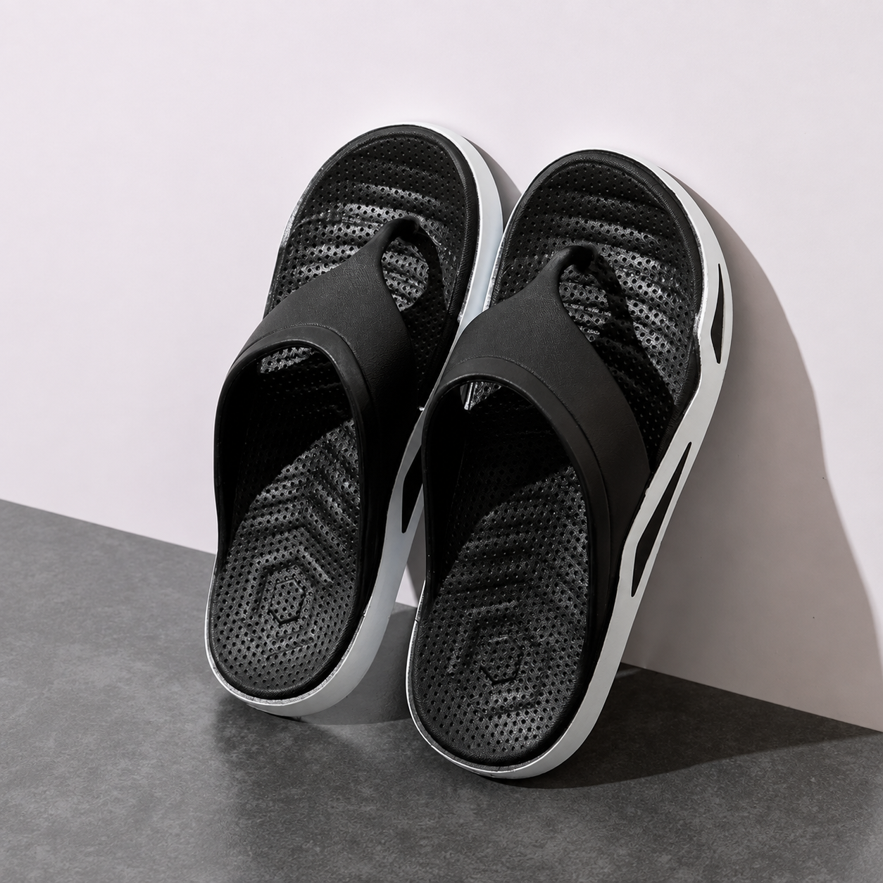 Hong Kong Style Anti Odor Flip Flop Sandals For Men And Women