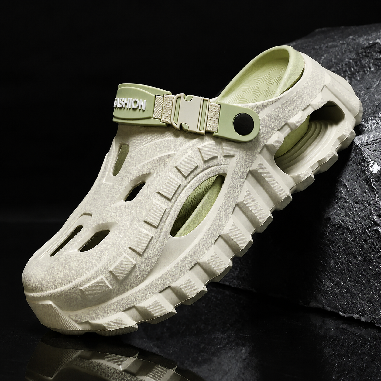 Summer Outdoor Thick Sole Hollow Clog Slippers For Men
