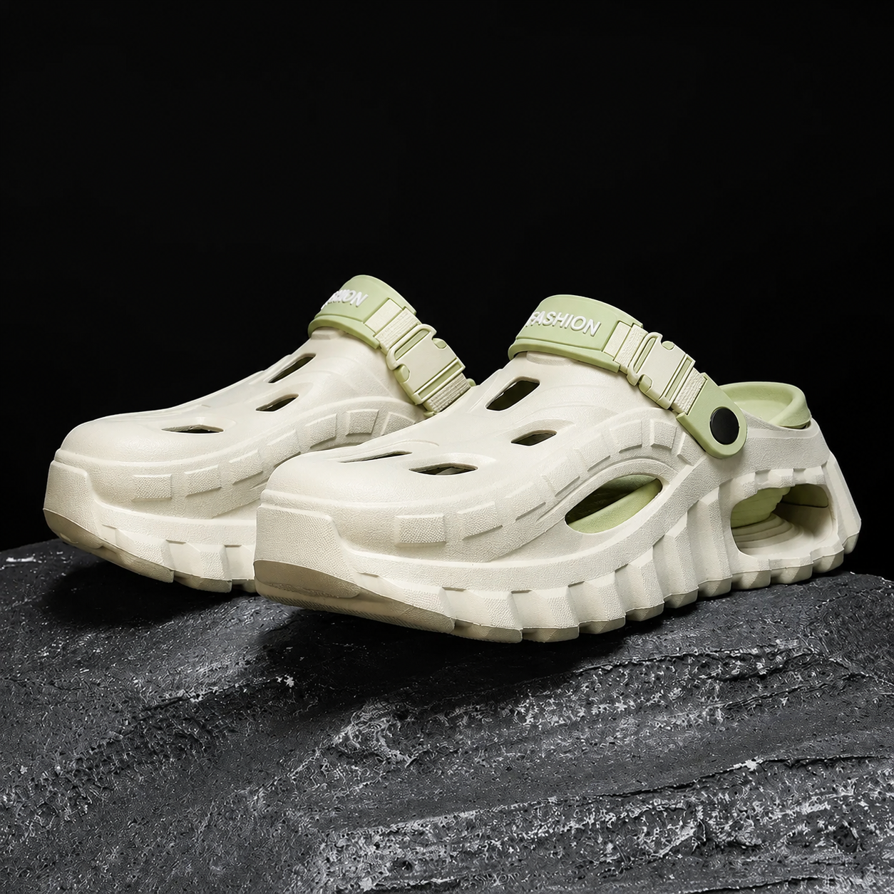 Summer Outdoor Thick Sole Hollow Clog Slippers For Men